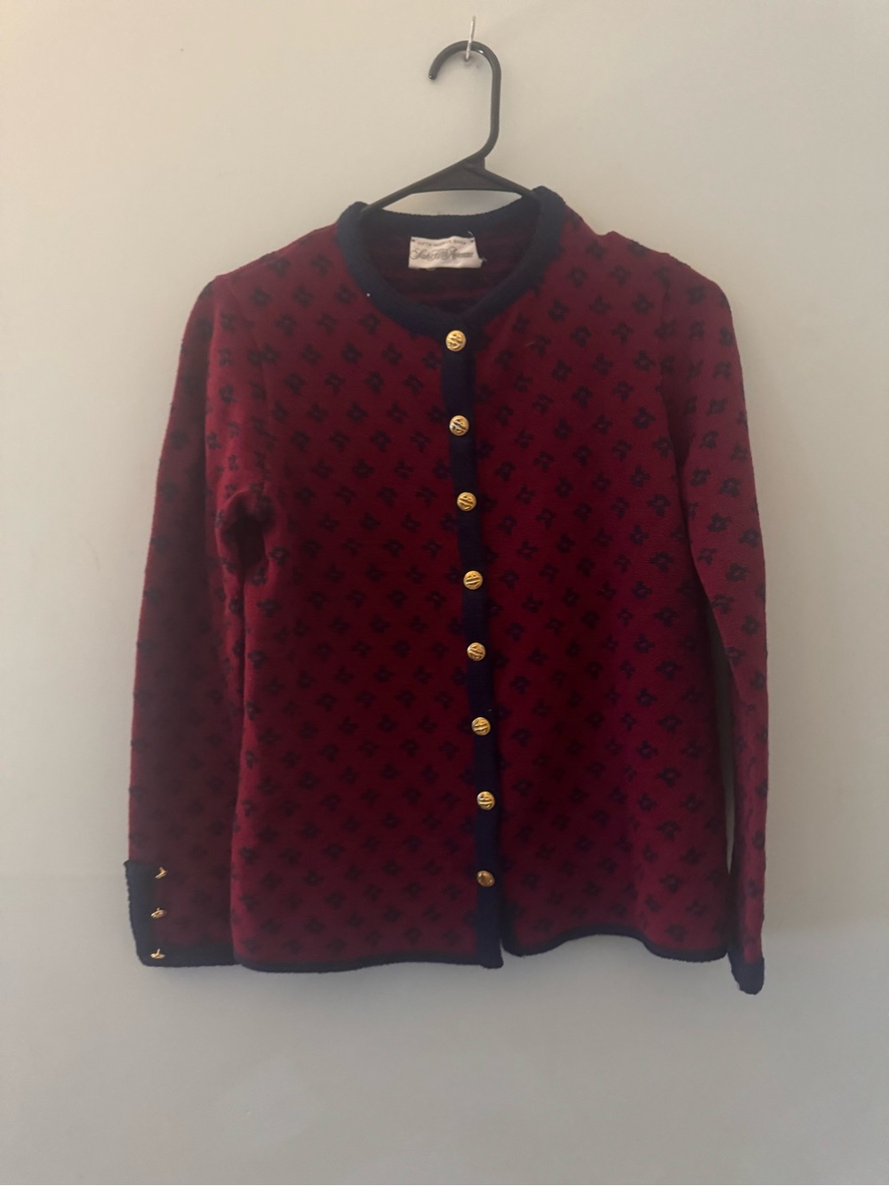 Saks Fifth Avenue Burgundy and Navy Knit Cardigan vintage, union made